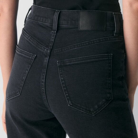 The Arlo Hi-rise Straight Jean - Picture 5 of 5